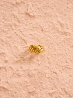 Porter Wave Croissant Ring in^ Party | Jewellery